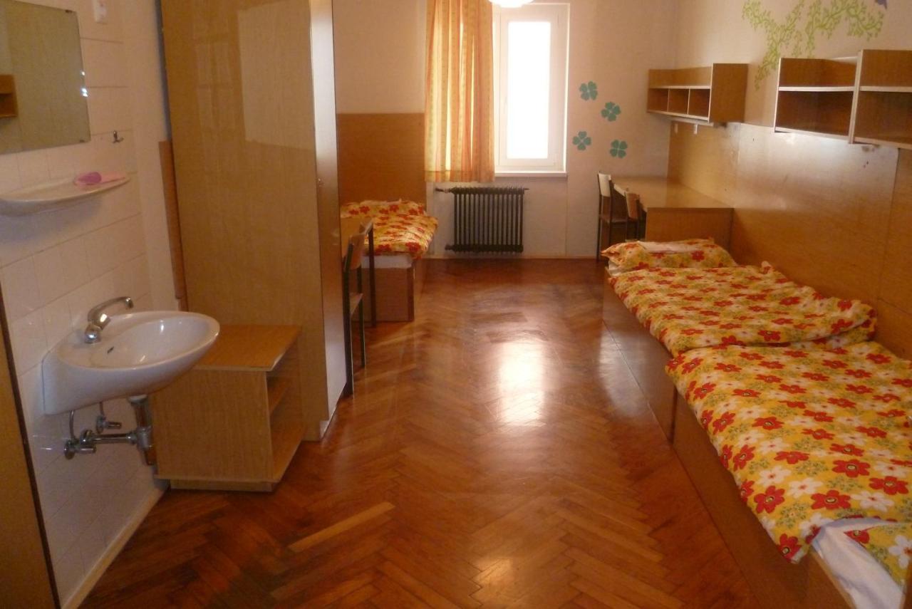 Hostel Tabor Liubliana Habitación foto